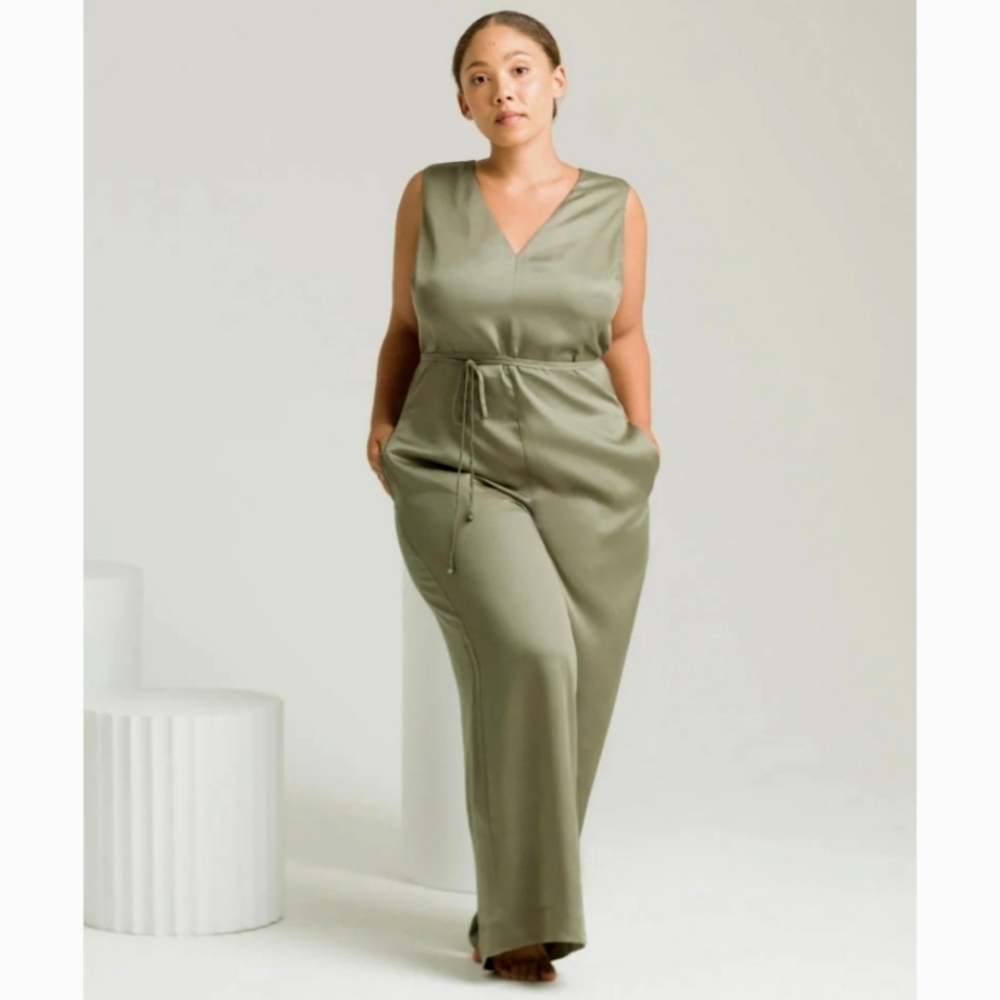 Ettitude NEW Sateen Wide Leg Belted Jumpsuit Size Large Color Moss Green